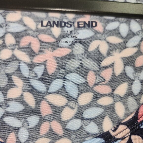 Lands End Womens 1X Plus Size Floral Print Rayon Spandex Top  4044 - Picture 3 of 7